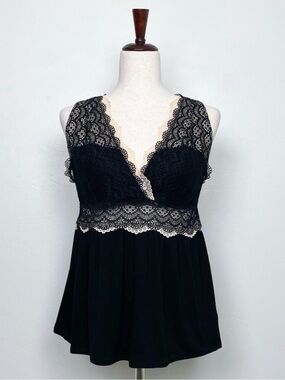 Tahari Black Stretchy Lace V-Neck Sleeveless Sleepwear Camisole Tank Top NWT
